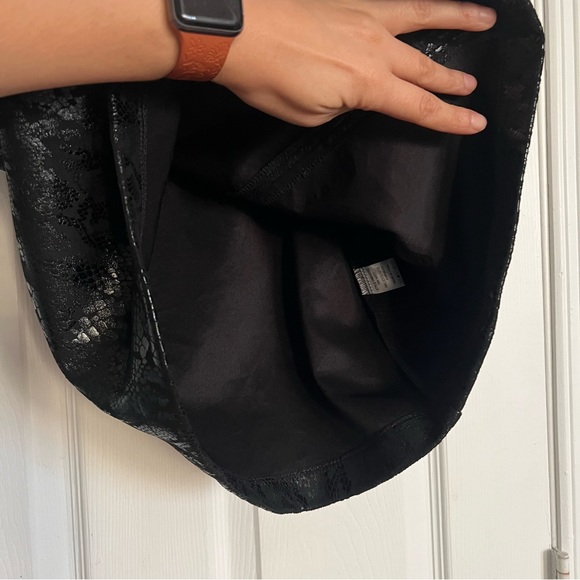 Haute Monde | Skirt Faux Leather Snake Print - Picture 7 of 8